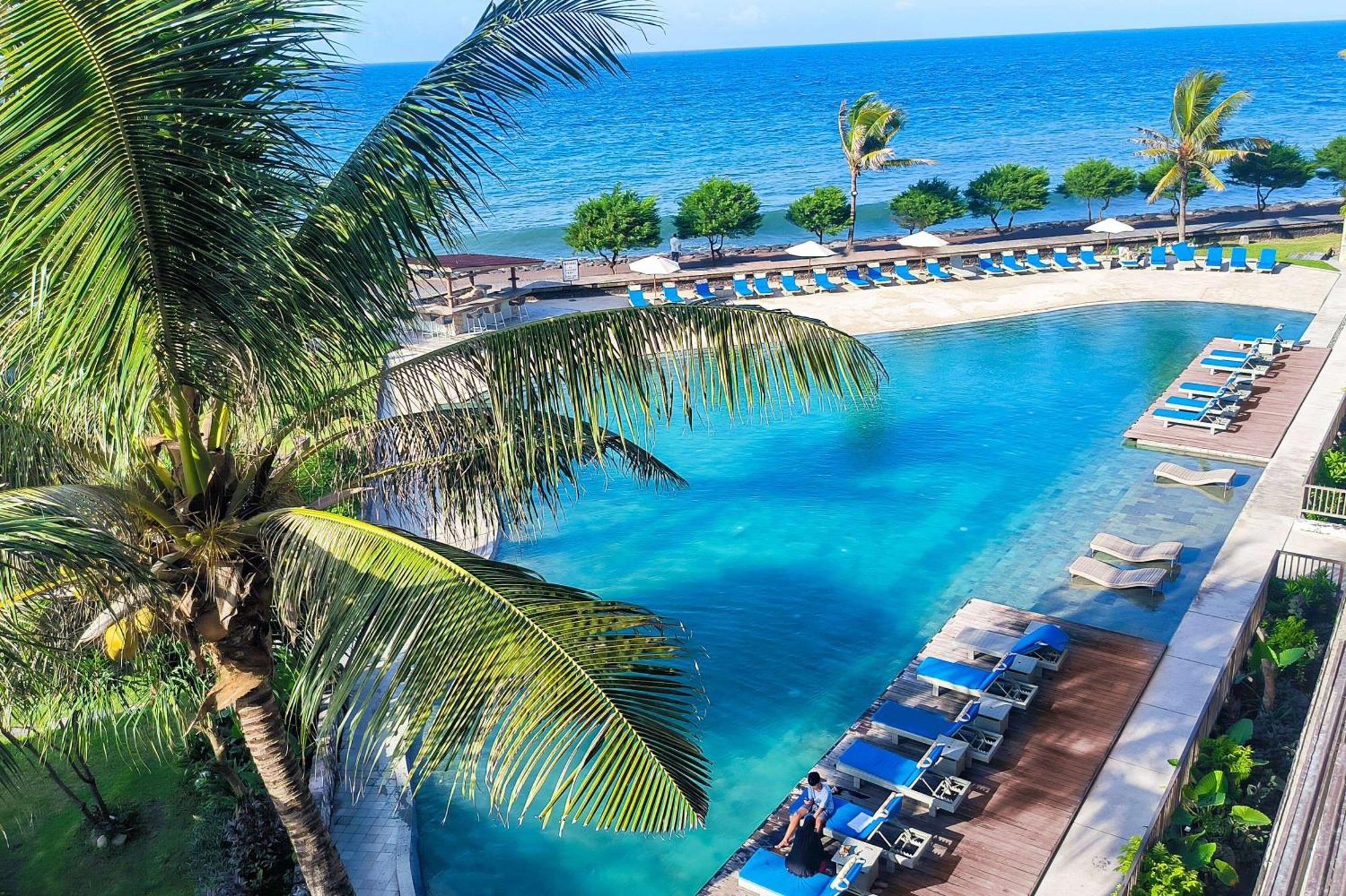 Wyndham Tamansari Jivva Resort Bali Siyut Luaran gambar The beach at the Sheraton Maldives Resort & Spa